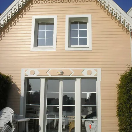 Les Wagnes Belle Dune Village Pierre Et Vacances Tatil Evi